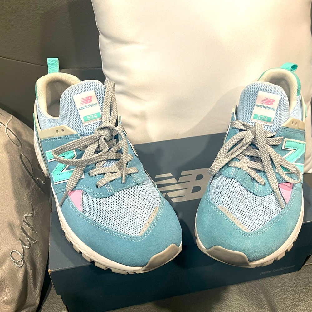 Kids new balance size 3